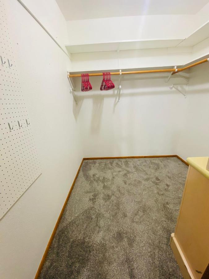 Family Friendly, 3 Bedroom House, With King Bed For Up To 15 - Bbq - Internet - Jet Tub オーバーン エクステリア 写真